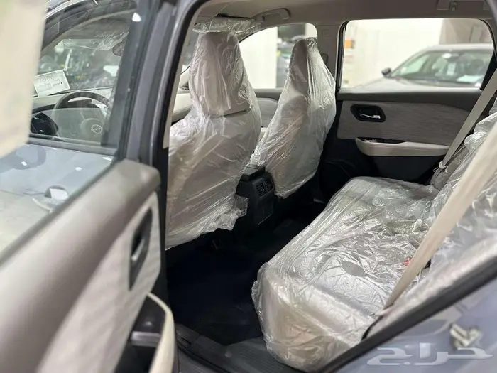 نيسان اكستريل 2025 ستاندر 7 راكب بدون دبل 12