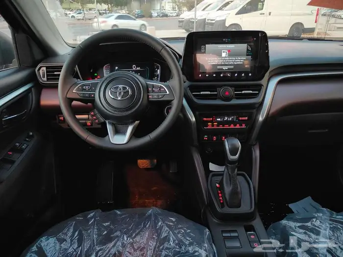 تويوتا اوربان كروزر GL ستاندر 2026 3