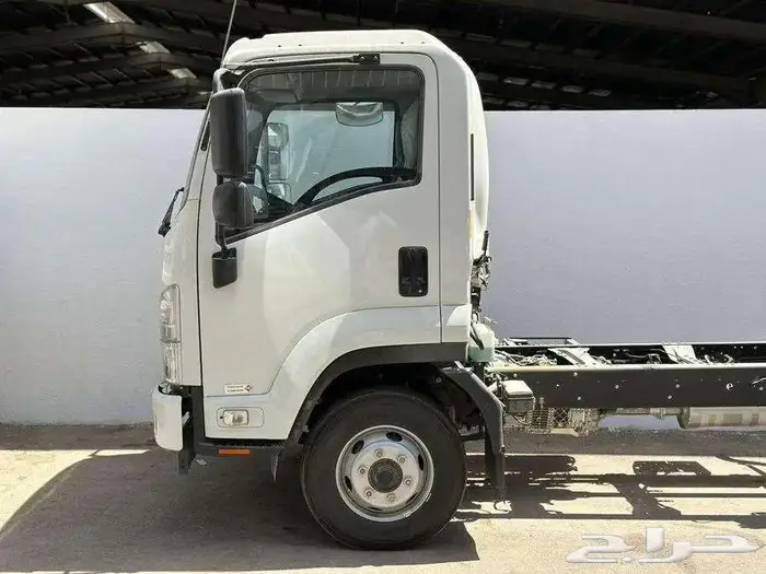 ايسوزو ديانا ( 3- 4 -5- 6 - 7.5 ) طن 2025 عرض خاص 1