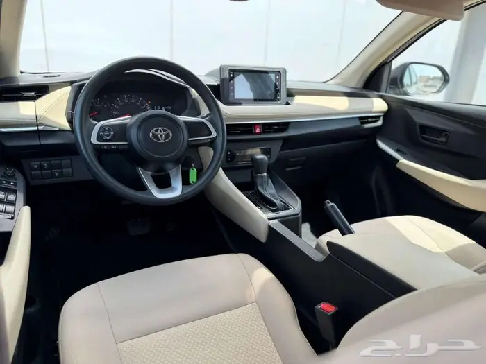 تويوتا يارس Y موديل 2024 عرض خاص 49500 11