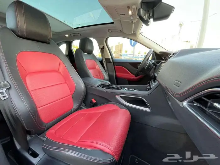 جاكوار F PACE 2020 فل كامل 4