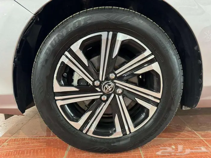 تويوتا يارس YX 2024 فل كامل 23