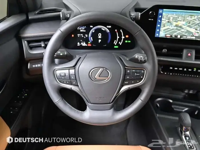 لكزس UX هايبرد 2025 - وارد كوريا 13