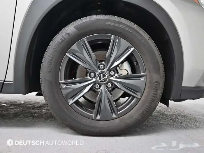 لكزس UX هايبرد 2025 - وارد كوريا 7