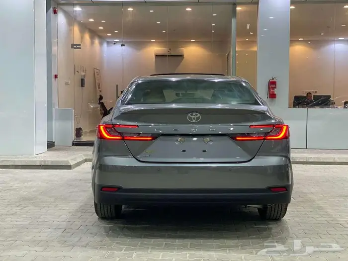 تويوتا كامري LE بنزين 2025 - أقل سعر 5