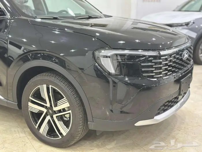 فورد تيرتوري تيتانيوم بلس 2026 الشكل الجديد 4