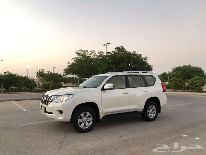 تويوتا برادو 2023 سته سلندر TXLعداد80 ممشي قليل 3