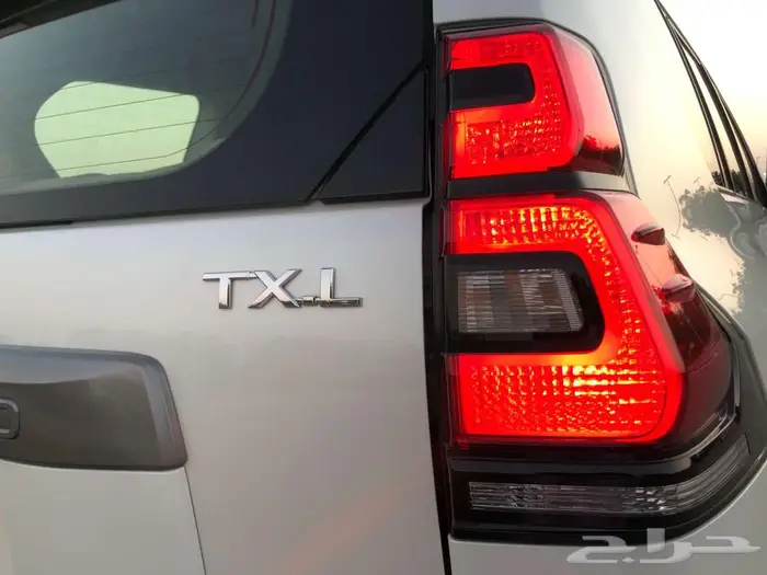 تويوتا برادو 2023 سته سلندر TXLعداد80 ممشي قليل 37