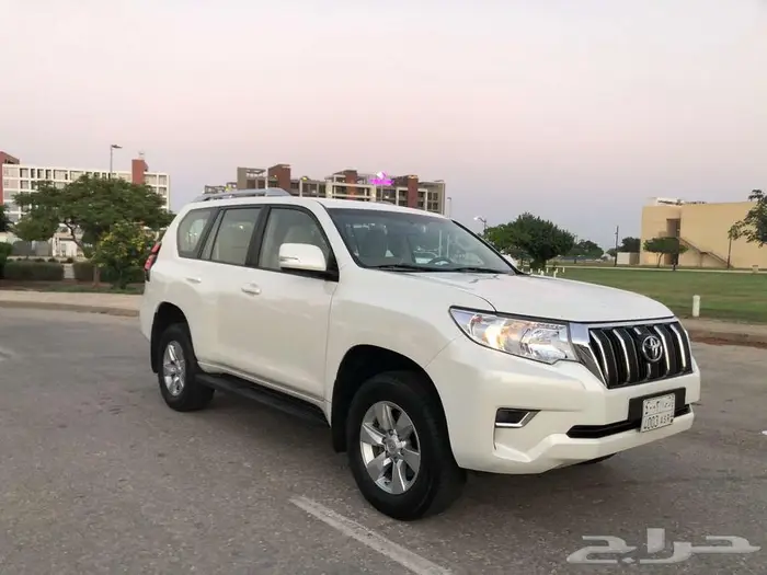 تويوتا برادو 2023 سته سلندر TXLعداد80 ممشي قليل 1