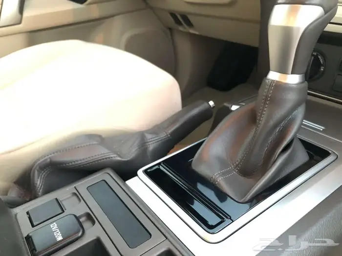 تويوتا برادو 2023 سته سلندر TXLعداد80 ممشي قليل 23