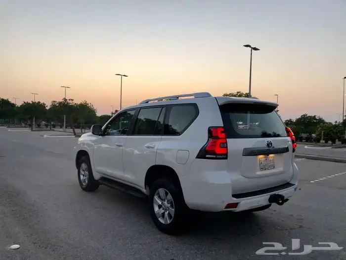 تويوتا برادو 2023 سته سلندر TXLعداد80 ممشي قليل 43