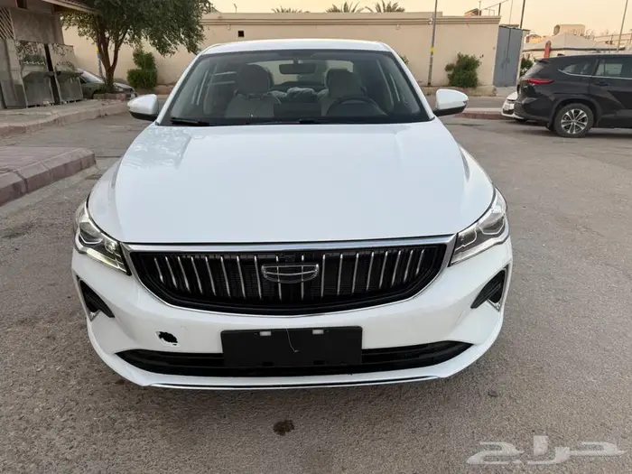 جيلي ام جراند 2025 1