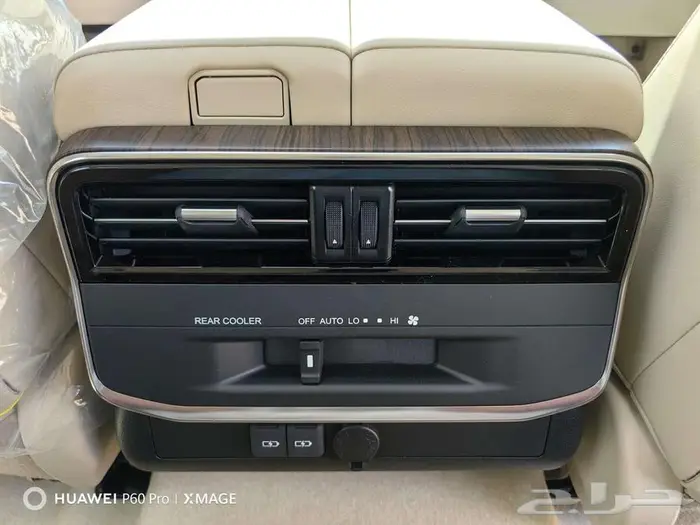 تويوتا لاندكروزرديزل GXR. L4 موديل 2025 19