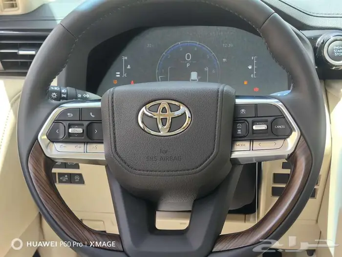 تويوتا لاندكروزرديزل GXR. L4 موديل 2025 18