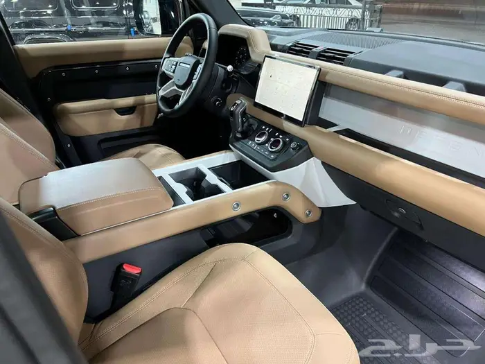 لاند روفر ديفندر فل كامل 6 سلندر 2025 خليجي 11