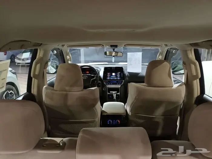 تويوتا برادو بنزين 6 سلندر TXL موديل 2023 10