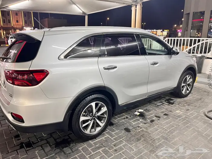 سورينتو 2019 ديزل 7 مقاعد 19