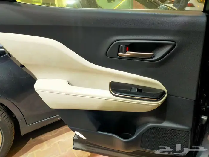 تويوتا كراون برستي  2026 6