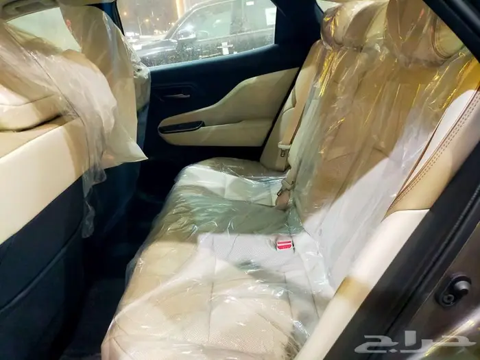 تويوتا كراون برستي  2026 7