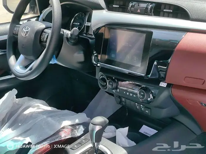 تويوتا هايلكس غمارتين دبل ديزل S. GLX موديل 2025 21