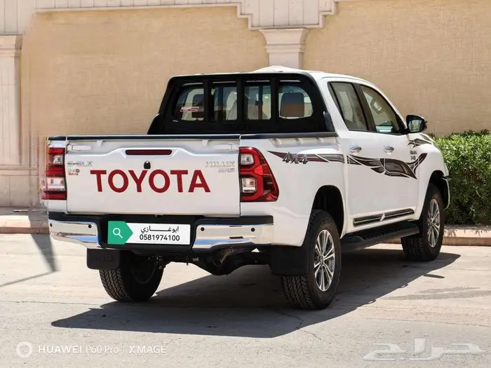 تويوتا هايلكس غمارتين دبل ديزل S. GLX موديل 2025 30