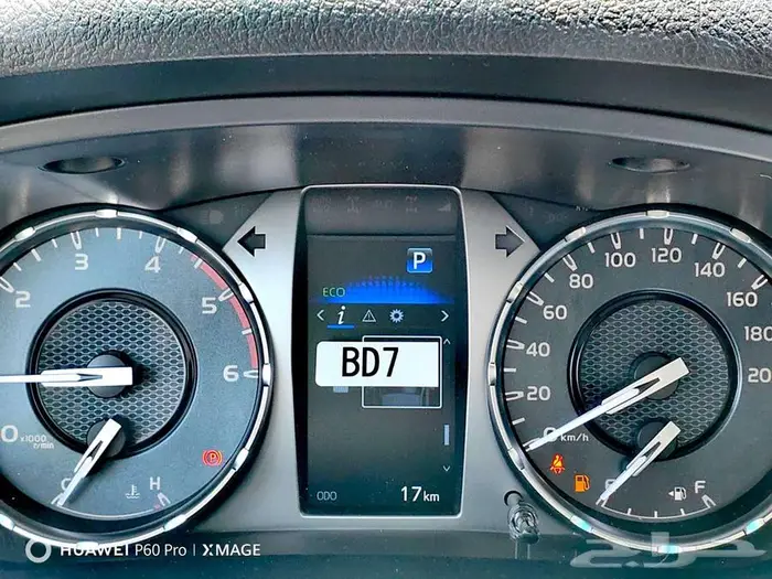 تويوتا هايلكس غمارتين دبل ديزل S. GLX موديل 2025 9