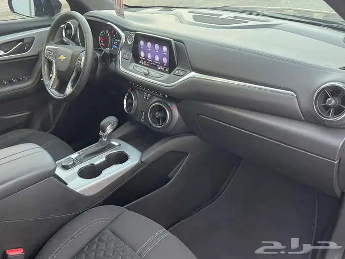 بليزر 2022 4 سلندر بلاك اديشن اخو الجديد 10