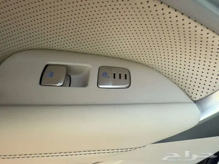 جينسس G70 2024 (23 km) Sport 28