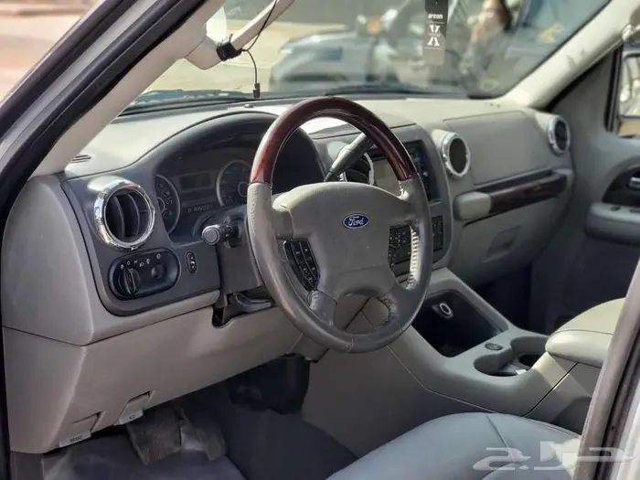 فورد اكسبيدشن 2006 8