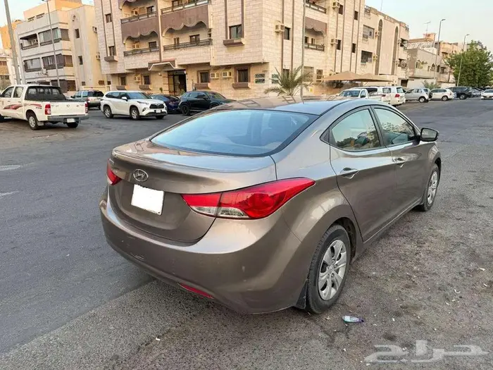 Hyundai Elantra - 2014 - Automatic Transmission 2
