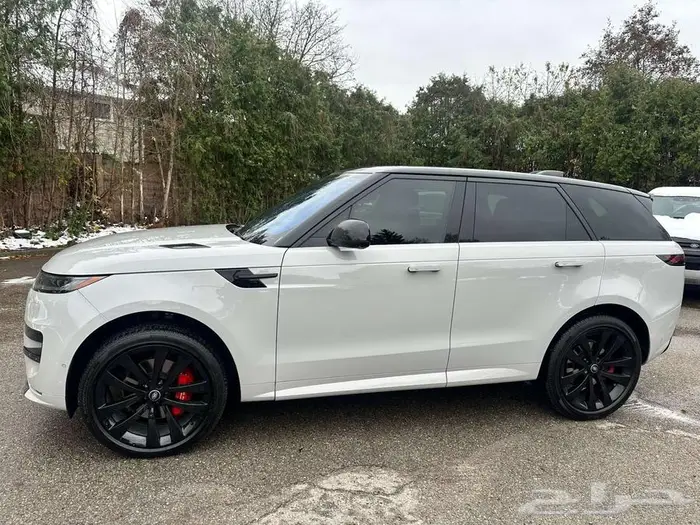 2025 رنج سبورت P400 داينمك ب 369 5