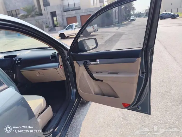 كيا سيرينتو 2014 5