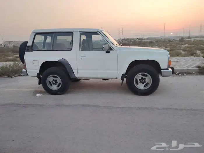 نيسان باترول ربع 4