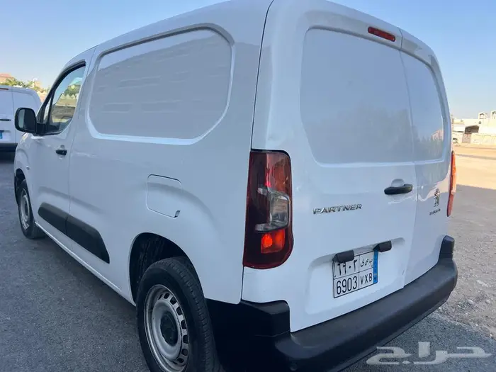 بيجو بارتنر 2023 نظيف ديزل اقتصادي جدا 3