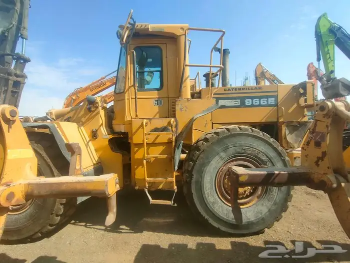 شيول كتربيللر 966E سنه الصنع 1987للبيع فى الرياض 4