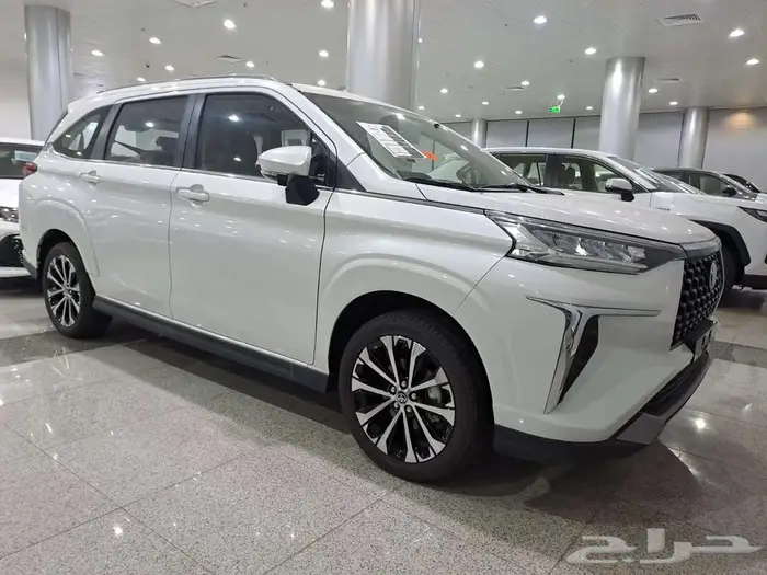 تويوتا فيلوز 2025 GLX 2