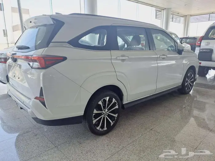 تويوتا فيلوز 2025 GLX 4