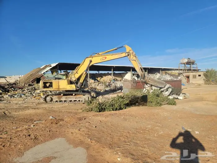 بوكلين هدم مباني بوكلينات هدم وحفر 1