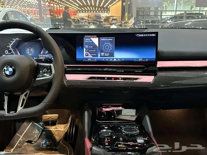 بي ام دبليو 520i الفئة الخامسة موديل 2026 اصفار 5