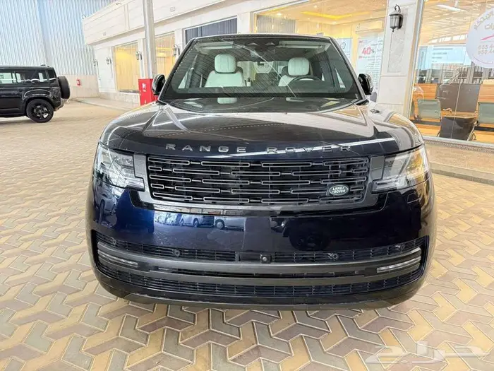 رنج روفر HSE V8 موديل 2025 - داخلي أوف وايت - 1