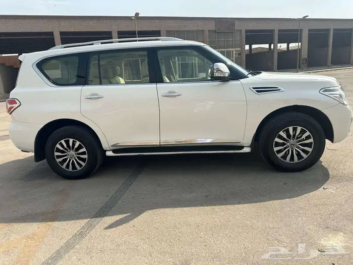 نيسان باترول 2015 0