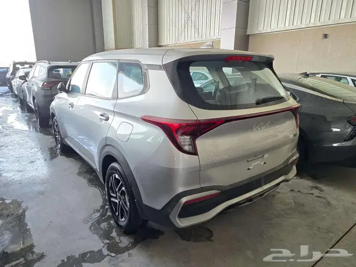كيا كارينز نص فل موديل 2025 سعودي 2