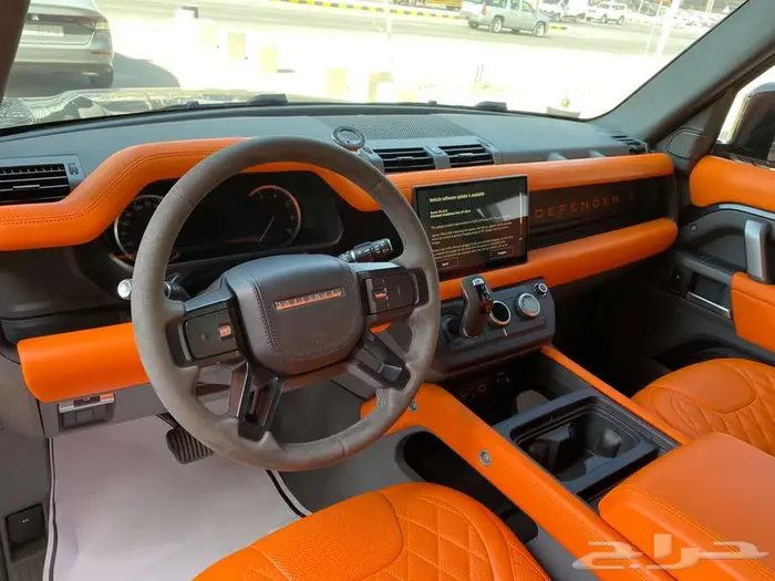 لاندروفر ديفندر V6 SEموديل 2023 11