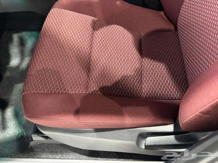 هايلوكس غمارتين GLS اتوماتيك بنزين بريمي 2025 16