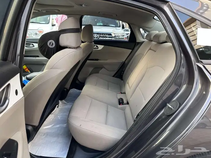 كيا سيراتو 2019 27