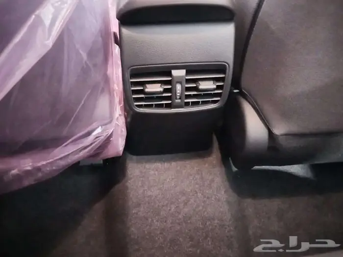 تويوتا كورولا 2.0 ستاندر 2025 3