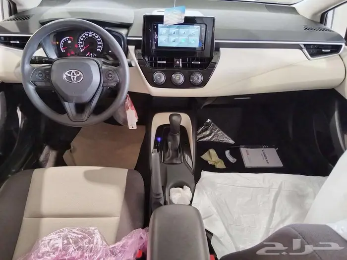 تويوتا كورولا 2.0 ستاندر 2025 6