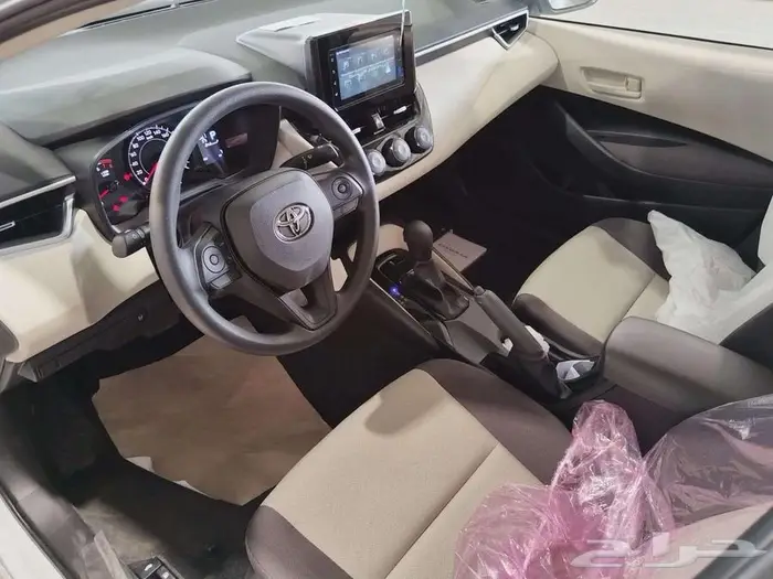 تويوتا كورولا 2.0 ستاندر 2025 7