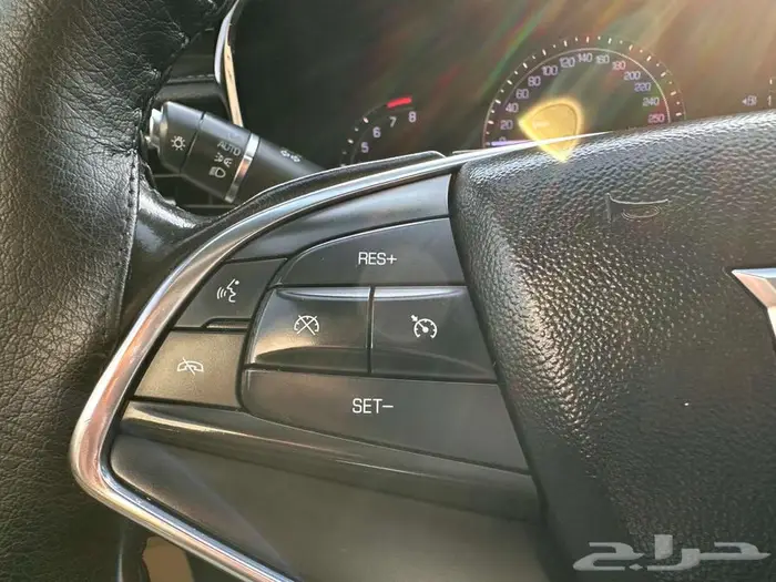 كاديلاك XT5 2019 17