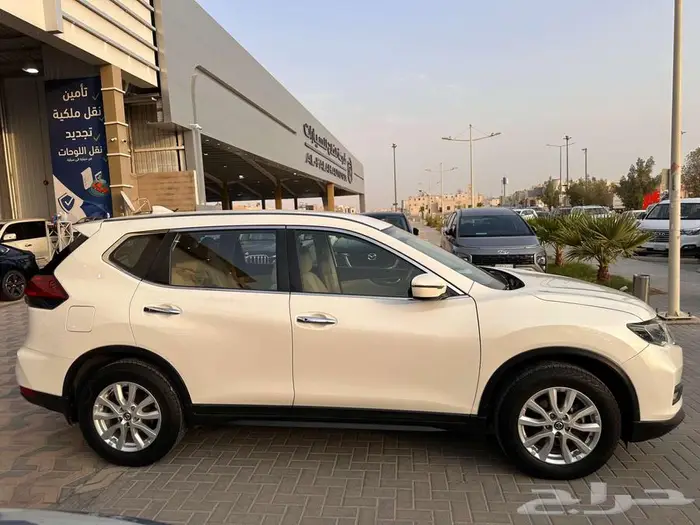 نيسان اكس تريل 2021 4